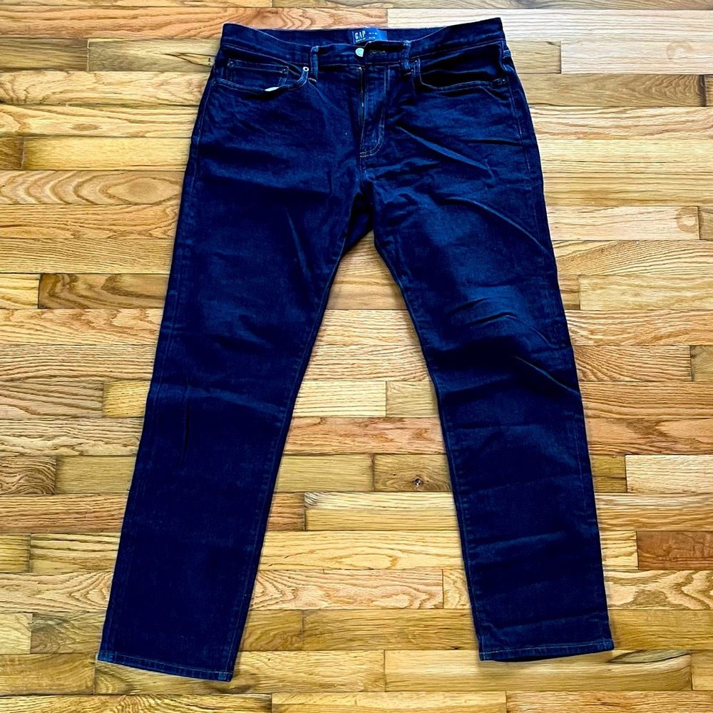 Gap - Men’s Slim Taper Straight Leg Jeans - Dark Wash - 34x32